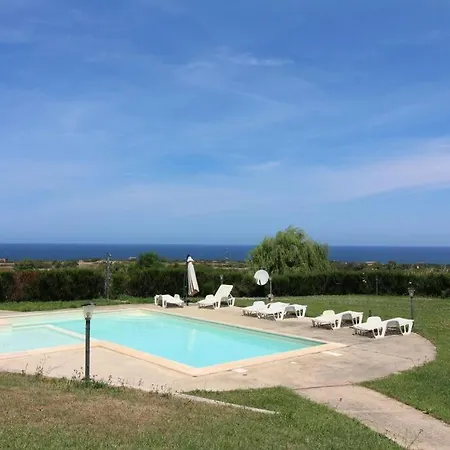 Il Giardino House - Key To Daire *